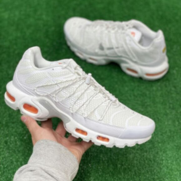 Nike Air Max Plus Utility Low Mens Sportswear Shoes White FJ4232-100 VNDS Sz 9.5